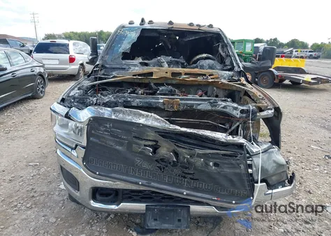 2020 Ram 2500 Tradesman 4X4 6'4 Box z USA, uszkodzony, nr VIN 3C6UR5CL4LG163798